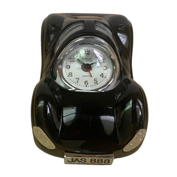 Quartz Breeze Collection Miniature Novelty Collector’s Car Clock - Picture 1 of 6